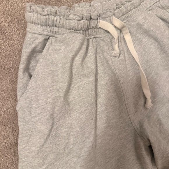 Aerie Baggy Barrel Leg fleece sweatpants - Picture 3 of 4